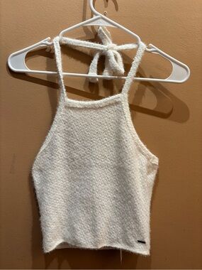 Hollister Fuzzy Knit Cropped Tie Around Neck Halter Top NWT Size Small